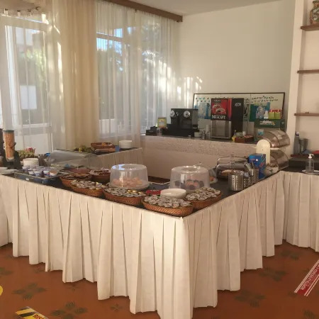 Hotel B&B Avana