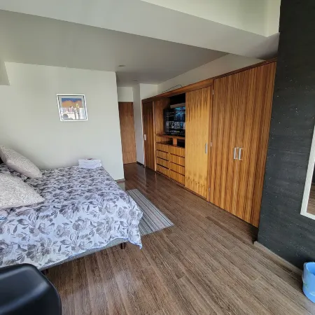 Del Parque Suites Отели рядом с достопримечательностью «Центр международной торговли Pepsi Center»