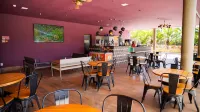 Hot Beach Resort - breakfast