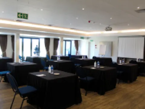 Blue Lagoon Hotel and Conference Centre Hotels in East london