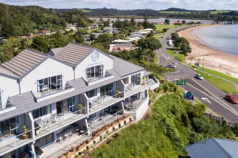 Blue Pacific Apartments