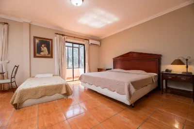 Hotel Puerta del Rey Ltda.