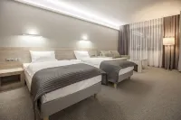 Kolumna Park Hotel Hotels in Паб'яніце