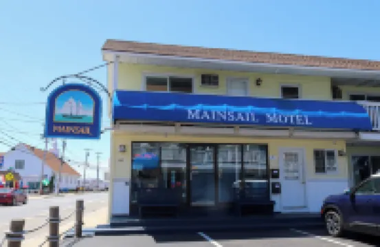 Mainsail Motel & Cottages