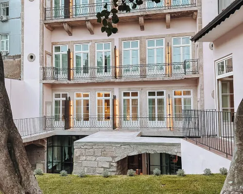 GRANDE HOTEL PARIS by STAY HOTELS Hotels near Cardosas Square