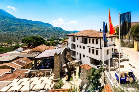 Stara Čaršija Hotel & Spa Отели в г. Стари Бар
