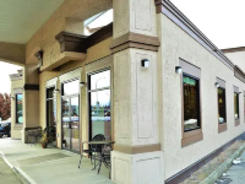 Super 8 by Wyndham Kelowna BC Hotels in Kelowna