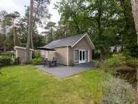 Boslodge โรงแรมในฮอนเดอร์ลู