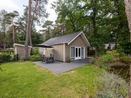 Boslodge Отели рядом с достопримечательностью «Jachthuis St. Hubertus»