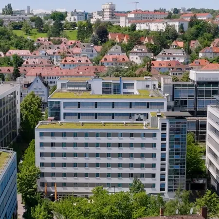 McDreams Hotel Stuttgart-City Отели рядом с достопримечательностью «Парк Киллесберг»