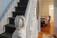 Nautical 3BR Sleeps 8 @ Tweed Airport W/ Fire Pit + Smart TVs Near Beach & Yale