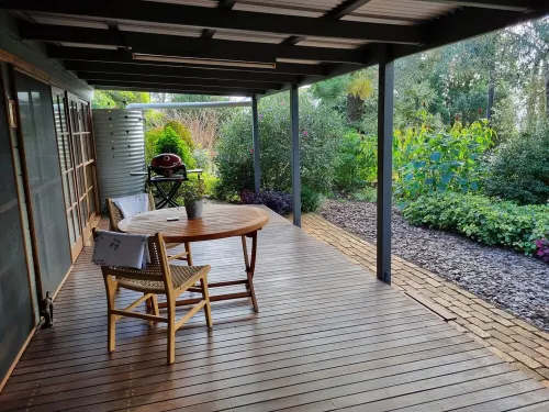 Studio - self-contained