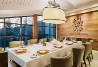 Grand Hyatt Vail - breakfast