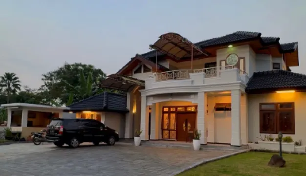 the Nawasena Villa Medan Hotels in 