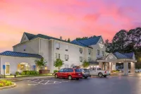 Country Inn & Suites by Radisson, Newport News South, VA Hotels near نيوبورت نيوز / ويليامسب