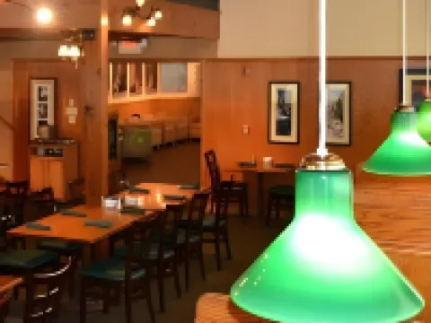 Yosemite Cedar Lodge Hotels in Mariposa County