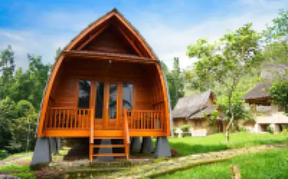 Villa Kampung Karuhun Sutan Raja