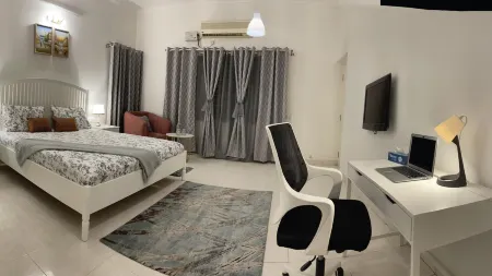 Luxre Homes - Villa in Koramangala