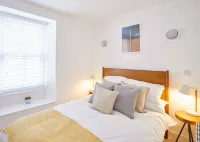 Host & Stay - Harbour Cottage