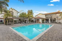 Seabreeze Retreat by AvantStay - Pools