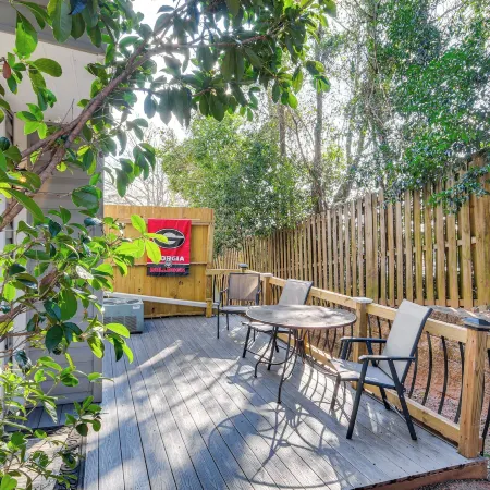 Comfy Augusta Condo w/ Deck ~ 4 Mi to Olde Town