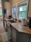 Naturalist Boudoir Lake House, Tiny House On Water 哈丁縣住宿飯店