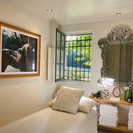 Beaumanoir Small Luxury Boutique Hotel