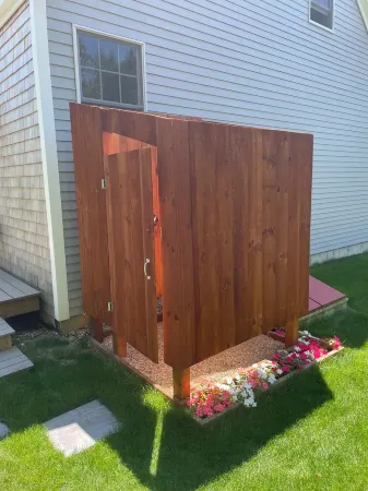 Edgartown cottage in a garden setting.  New and near bike path in Katama