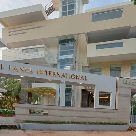 Hotel Lance International