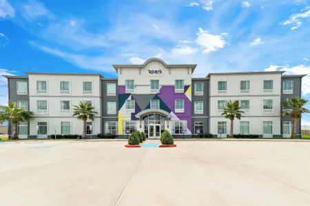 Spark by Hilton Victoria Отели рядом с достопримечательностью «Риверсайд Стадиум»