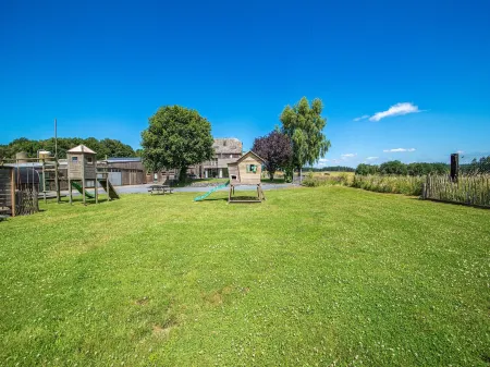 Luxurious House with Sauna in Bastogne