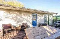 كوزي هوم أواي فروم هوم!