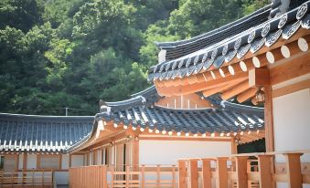 Gyeongju the Nine Hanok Stay