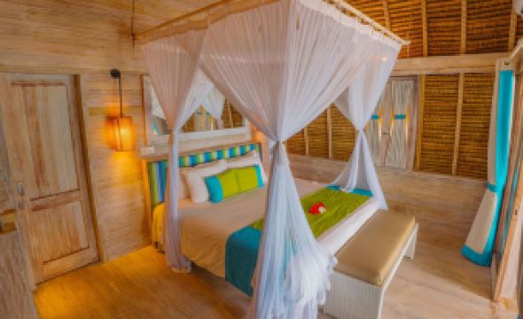 Hai Tide Beach Resort