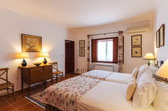 Charmosa Herdade Rural com Piscina