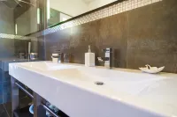 GuestReady - Spacious Stay with Sea Views - 발코니