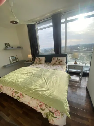 Luxurious Apartment with Fascinating Margalla View