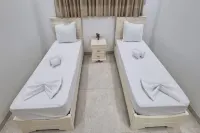 Villa Ibtissem Elegance and Comfort for 6 People | Swimming Pool & Private Garden