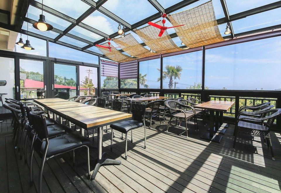 제주 벙커호텔앤리조트 객실