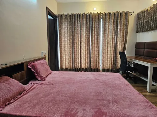 Cheerful 2-bedroom villa with big garden n sports