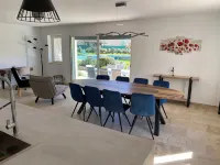 8-BED 4-BED HOUSE IN THE ALPILLES 10 MIN FROM ARLES 15 MIN FROM SAINT REMY