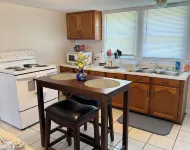 Charming 1-bedroom apartment in Heart of Bogalusa, Sleeps 2 Hotel di Washington Parish