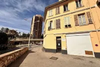 Sea View & Boho Chic Comfort 2 steps from Monaco Hotel a Roquebrune-Cap-Martin