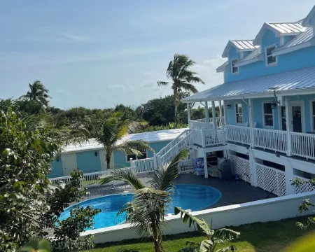 7Br7BA, Pool, 2 Boat Slips, Steps to Tahiti Beach, Sleeps 18, +Cabana Adds 2 Hotels in Elbow Cay