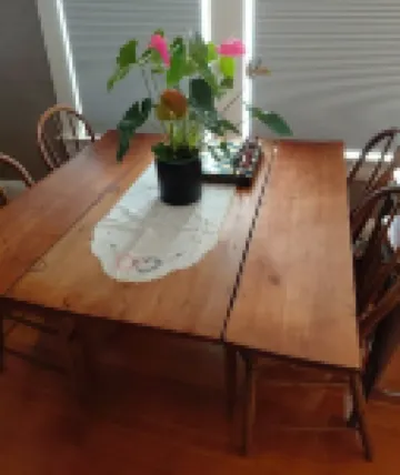 Inviting 2-bedroom, 1-bathroom house with large backyard and WiFi in Corvallis