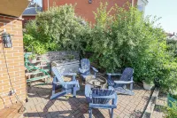 City Escape-Cottage by the Lake