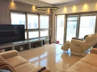 Luxury Apartment on the 18th floor, 2 min from the beach Hotels in Rishon LeZion