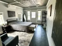 Crosby Street Suite - Freshly Renovated 3 Bedroom near Downtown Augusta