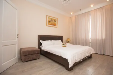 3 bedroom apartment for daily rent