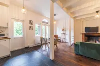 Quiet balcony, close to train station Hotel Lefort Hotel a Guingamp